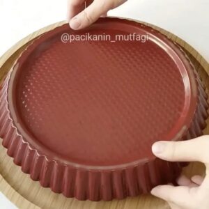 تارت الطبقات بالمهلبيه والشكولاته