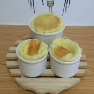 سوفليه الجبن اللذيذ Cheese Soufflé