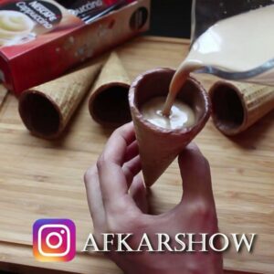 كوفي في الكونز (وافل الآيسكريم)