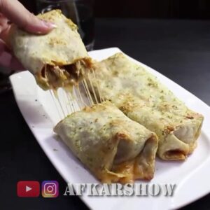 سندويتشات ستيك بصوص البيتزا
