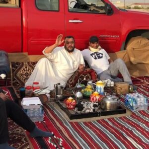 قوزي محشي ورق عنب دولمه مع كوسه