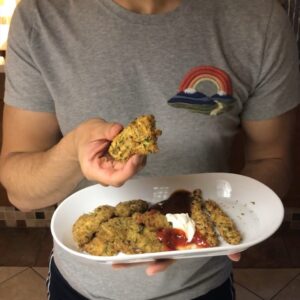 چكن نقت او اصابع دياي ؟ مو مهم الاسم .. شي لذيذ جداً جداً جداً و بدون دهن الذ بع