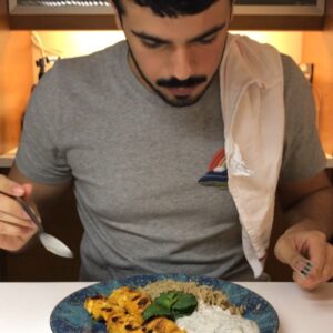 تندوري دياي مع عيش بالكمون و روب بالنعناع . لذيييييذ جداً !
صدور دياي منقعة برو