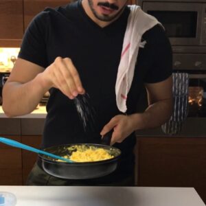 سكرامبل – بيضتي – مع زيت الفقع و ملح فقط . احبها و سريعة ومافيها زبدة .. كافي ال