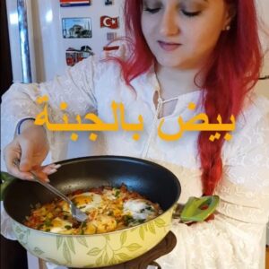 بيض بالجبنة