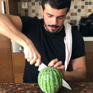 منشن شخص يحب الرقيشتسمونه ؟ رقي ؟حبحب ؟بطيخ ؟جح ؟يح ؟