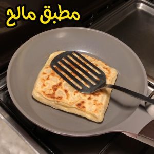 مطبق بالجبنة البيضاء