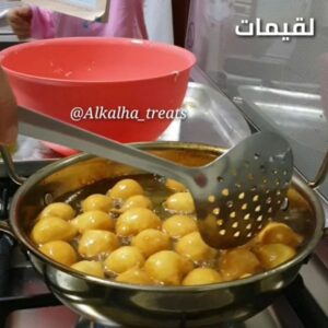 اللقيمات