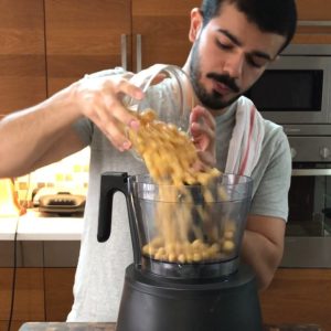 حمص باللحمة