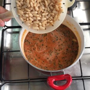 فاصوليا بيضا يابسه ( صنوبريه)