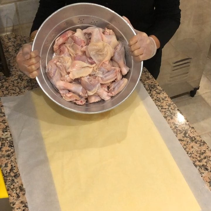 اليوم كنت بسوي كبدة مع المتبل .
لكن غيرت الطبخة علشان عبدالرحمن ونادية ولان نادي