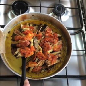 صينية كفته مع باذنجان وبندوره