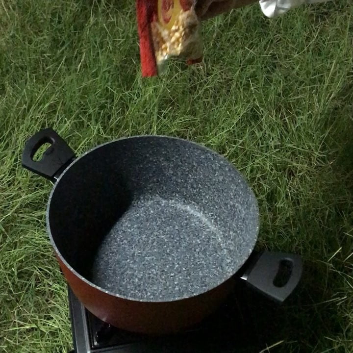 اليوم سويت النفيش احنا نسميه نفيش
وطبعا له كذا اسم
كل  دولة  غير
قولولي انتو