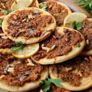 صفيحة اللحم بدبس الرمان