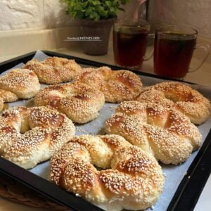 خبز السميت المحشي