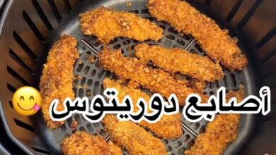 أصابع الدجاج
.
.
.
المقادير:
صدور دجاج مقطعة أصابع نحيفة
بيضة
حليب
دقيق البطاطس