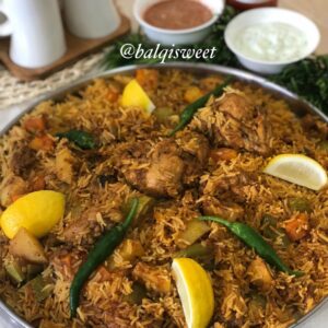 مقلوبة بالدجاج
