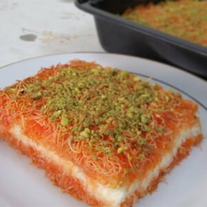 الكنافة بالقشطة