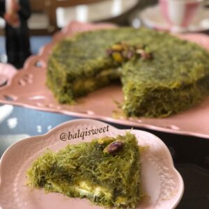 كنافه بالفستق والقشطه