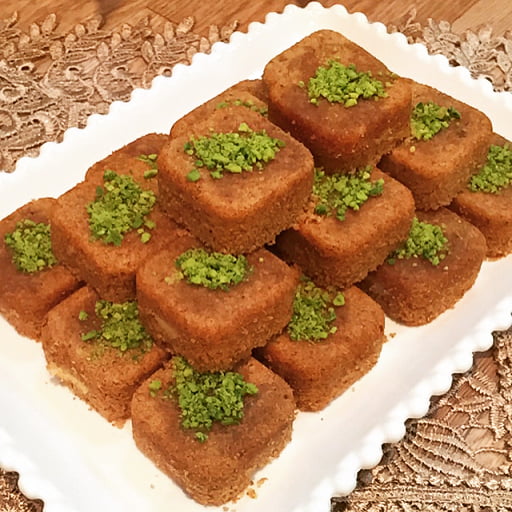 اللهم بعدد احرف القرآن اسعد قلب كل من ذكرك وصلى ع نبيك..
.
.كنافة التوست......بس