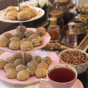 الغريبه التركيه بالطحينيه والفستق