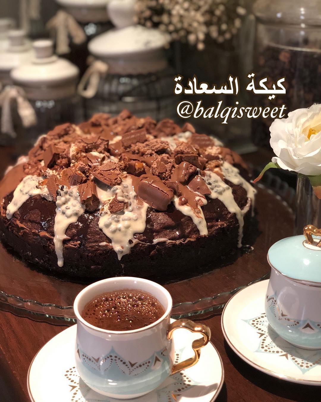 الحقوها سناب الان ...طبعا بعد الاختبارات نحتاج سعادة الكيكة اهداء لكل الناجحين..