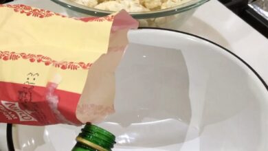 وصفة الزهرة بطحين النخي .
سويتها بالقلاية الهوائبة .
وسويت شوي مقليه لحد يقولي ز