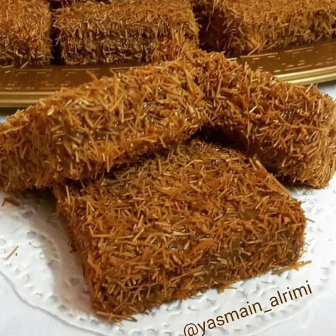 حلا القش
.
سهل جدااا جداا جداا ولذيييييذ
.
.
.. المقادير
بسكوت أولكر
حليب نست