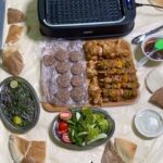 شيش طاوق بالصوص و أقراص الكباب