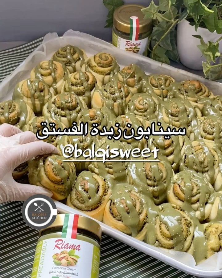 حبيبتي أمي ...
أنا آسفة لأني مازلت أعتمد عليك
رغم أنني كبرت كثيراً...
وأح