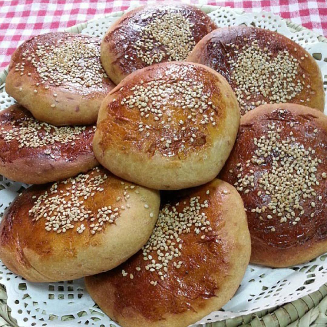 خبز التبدون اللذيذ
.
.المقادير  كوب تمر منزوع النوي  كوب ونص ماء مغلي  3 ونص ك