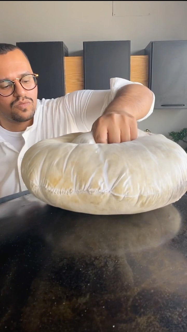 مناقيش على الصاج 1 118614555 319282469181393 1258350166376080670 n