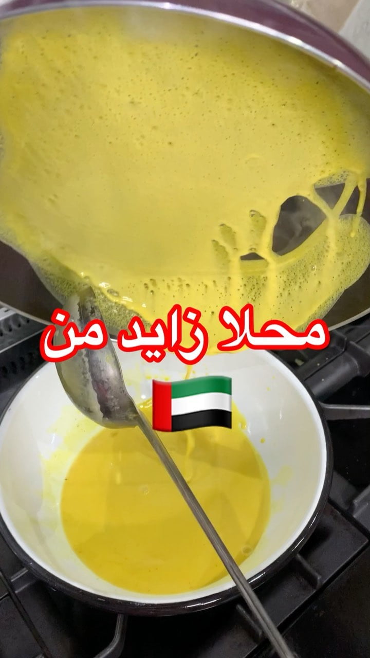 تقرون تفيدوني اذا فيها شي .
طبعا أول مرة اسوي هالحلا
واعجبتني روعة كانها خبز رق