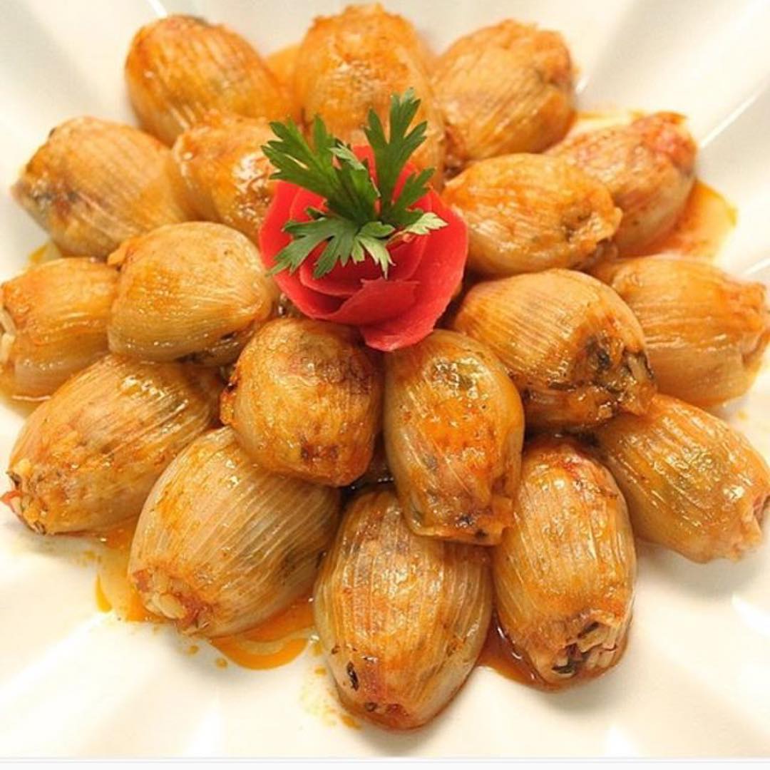 بصل محشي
الصراحه مآ تخيلته بهاللذآذه شي شي يهببببببببل لأبعد حد وشكلي رآح أطيح
