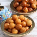 لقيمات بالطحين المخمر