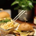 Grilled chicken burger برجر الدجاج المشوي