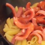 مكرونة بالهوت دوج