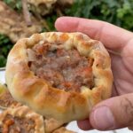 لحم بالعجين