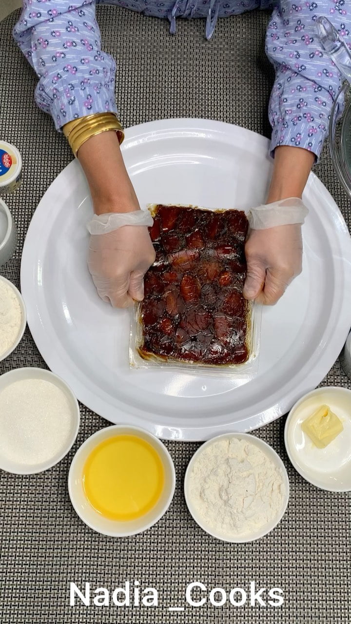 روحو سنابي اليوم بسوي اشياء حلوةNadia _Cookss
..
المكونات والطريقة:
أسهل وألذ
