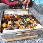 صينية بطاطا وسلطة كول سلو