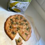 خبز الزعتر والجبن