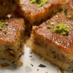 بسبوسة بحشوة الفستق