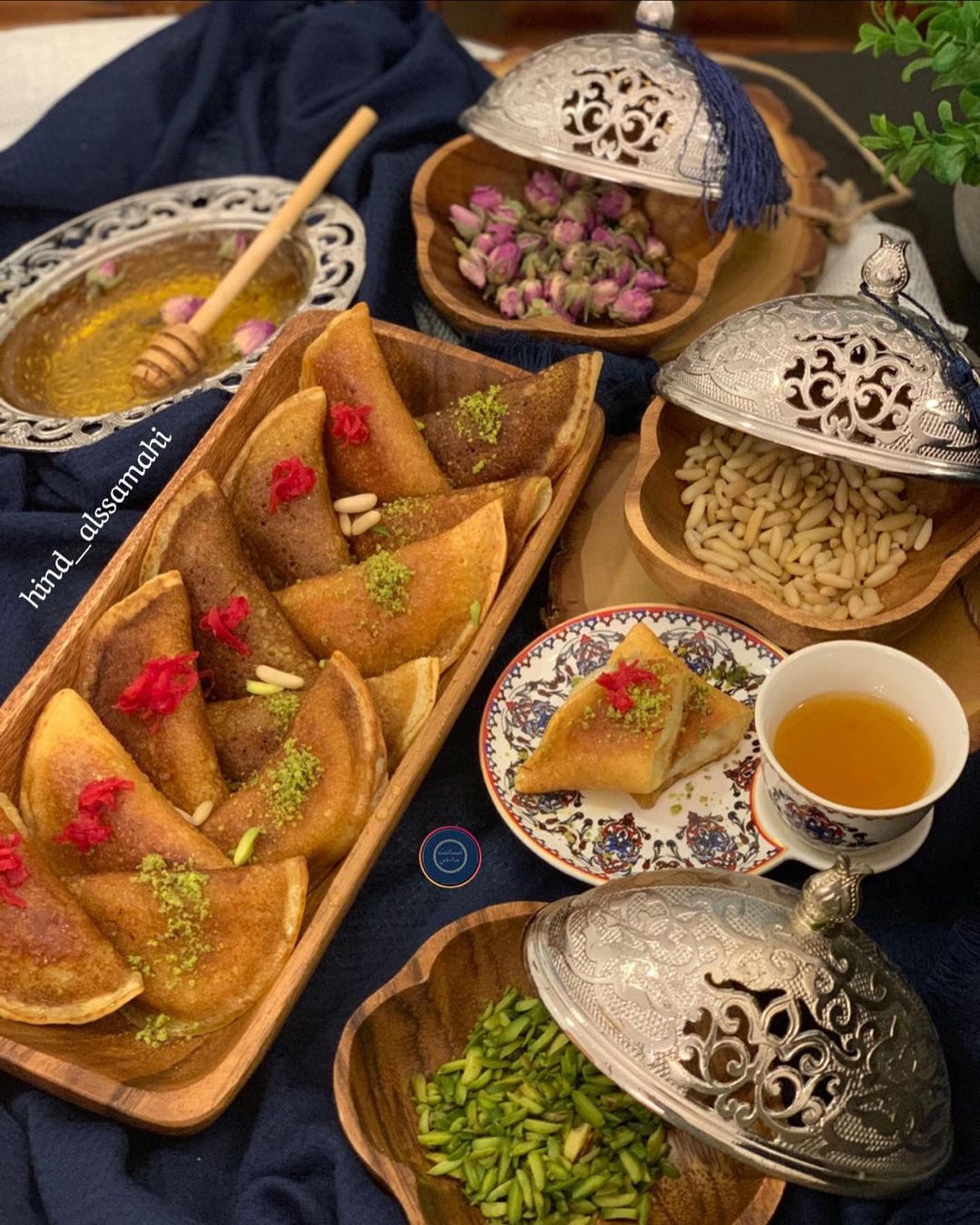 اللهُم لا تجعل رمضان يمضي إلا وقد أعطيتَ كُل منا مُراده، ورويت قلوبنا بفيض كرمك،