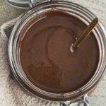 كريمة فستق بالشكولاتة و الهيل