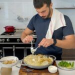 كبسة برية في جدر واحد