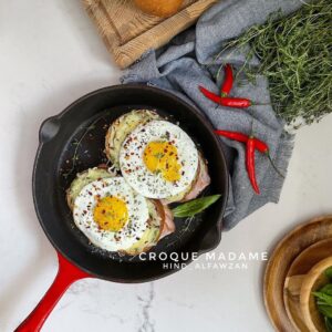 ساندوتش البشاميل بالسبانخ