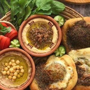 مناقيش الزعتر والجبن