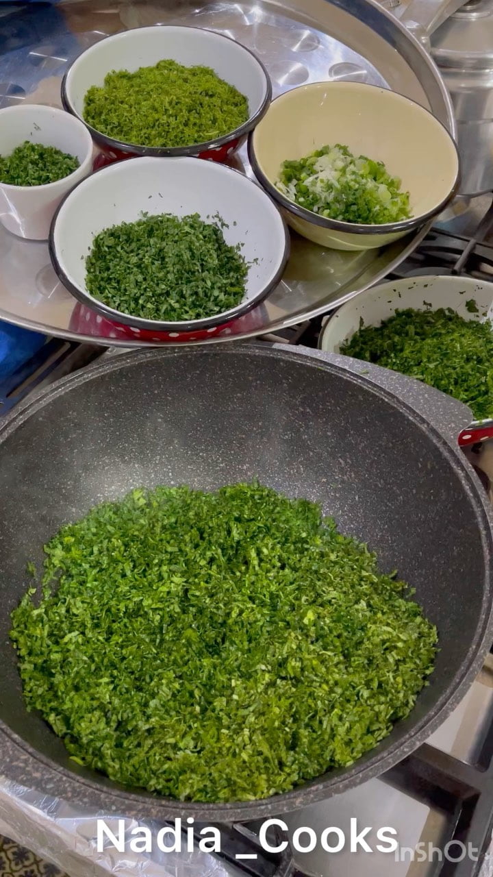 مرقة شبري بطريقتي .
..
من الحين اقولكم لان ادري بيطلع البعض بيقول  جذي وموجذي
ا