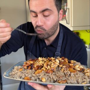 رز بدبس الرمان والمكسرات