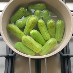 قوارب الكوسا بالكريما